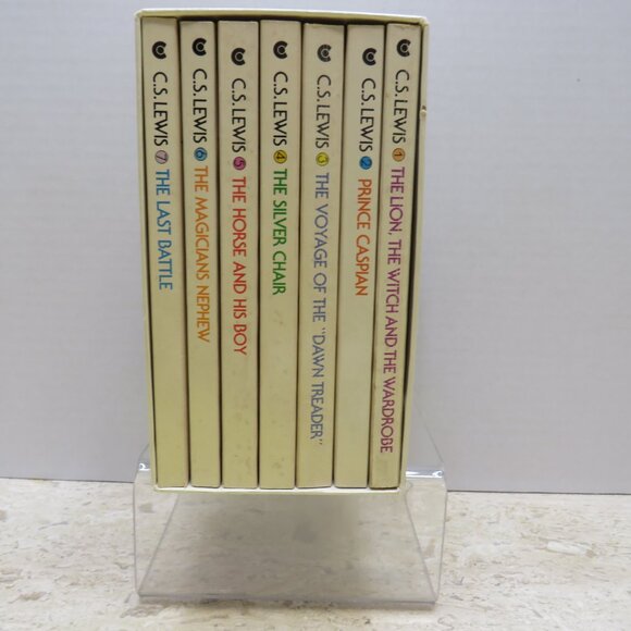 VTG 70's C. S. Lewis The Chronicles of Narnia Complete 7 Book Series Paperback - Picture 8 of 11